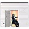 Puerta de Garaje Seccional Acanalado Blanco con Puerta Peatonal