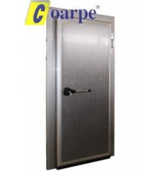 Puerta pivotante frigorífica de conservación